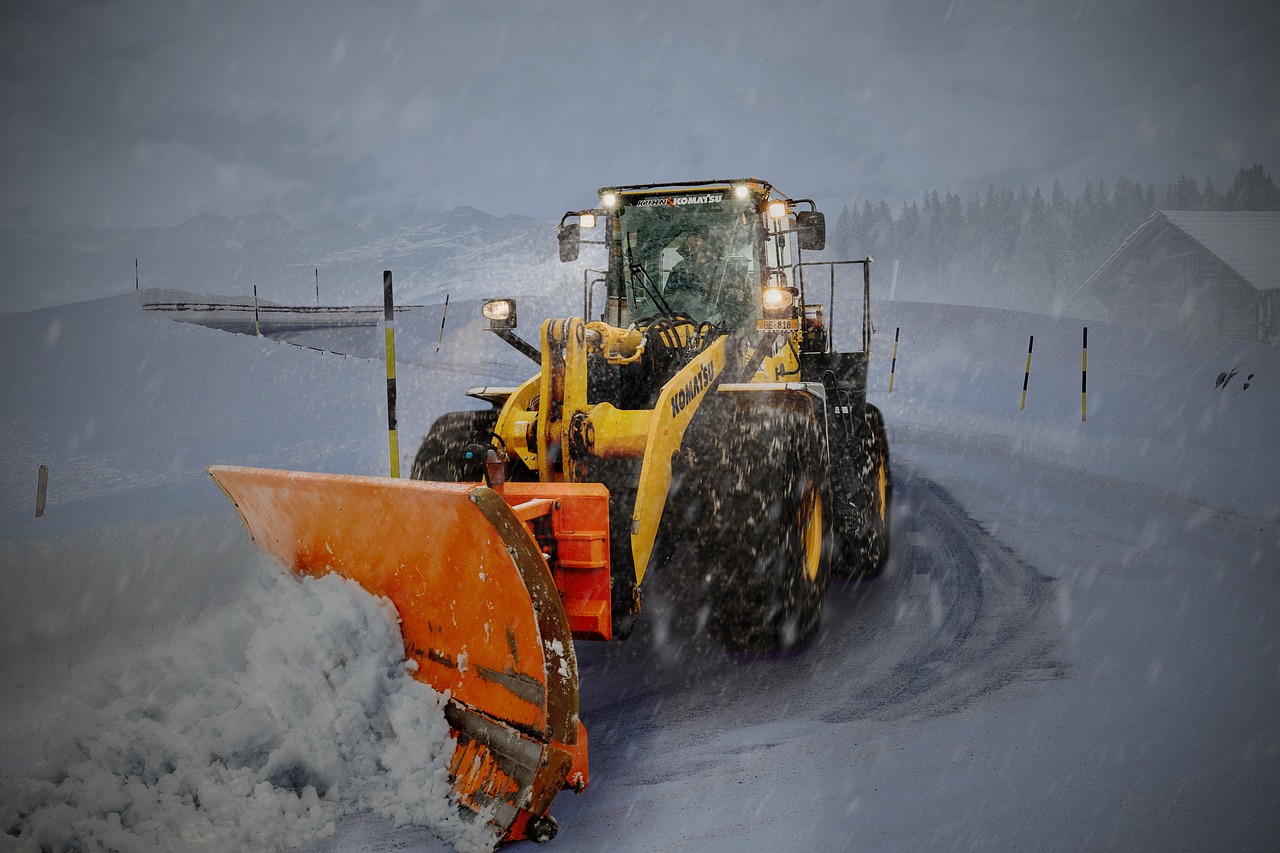 Winterdienst, Schneeräumung, Streuen, Schnee entsorgung, Gehsteig, Parkplatz, Simon Jehle, Objektservice, Ühlingen Birkendorf